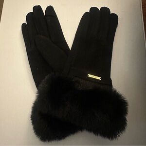 Black Faux Fur-Trimmed Gloves